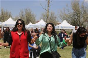 Özel gereksinimli gençler  ASÜ’de şenlik coşkusuna ortak oldu