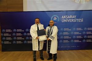 ASÜ’de ünvanda yükselen 174  akademisyen cübbelerini giydi