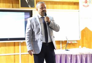 Rektör Arıbaş, Abdülhamid Han Fen Lisesi öğrencileriyle buluştu