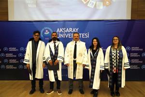 ASÜ’de ünvanda yükselen 174  akademisyen cübbelerini giydi